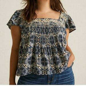 Torrid Festi Pintuck Emroidered Flutter Sleeve Tank Top NWT Size Large 0